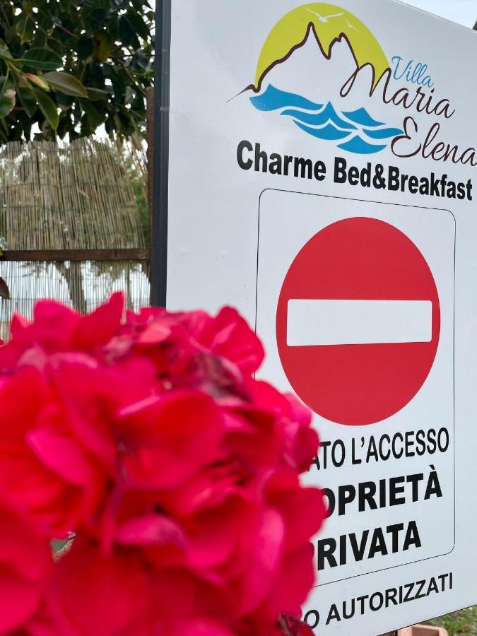 Villa Maria Elena Charme B&B カーポ・ヴァチカーノ エクステリア 写真
